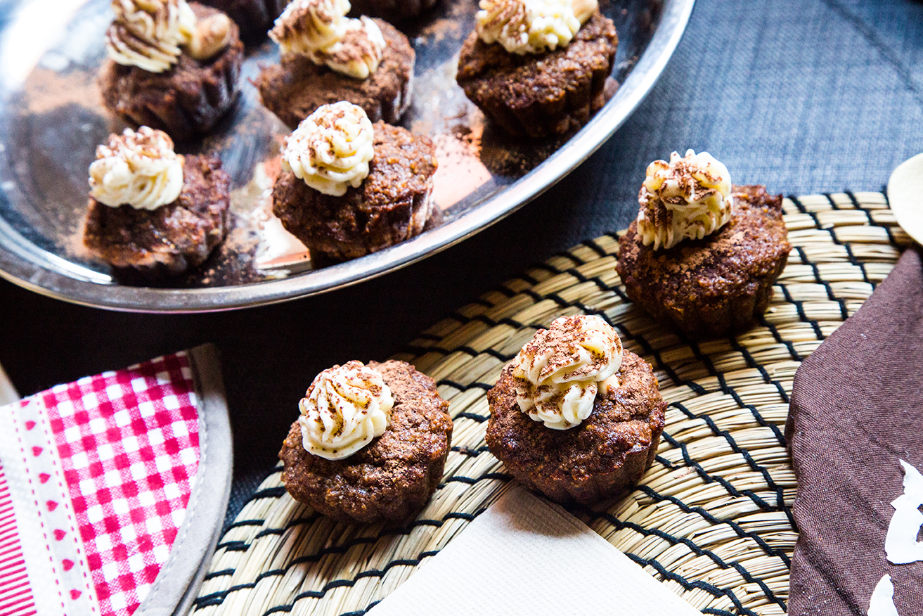 Muffin mela e cacao con mousse al limone